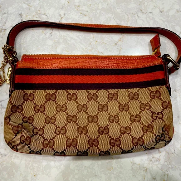 Small Gucci Purse - Picture 1 of 3